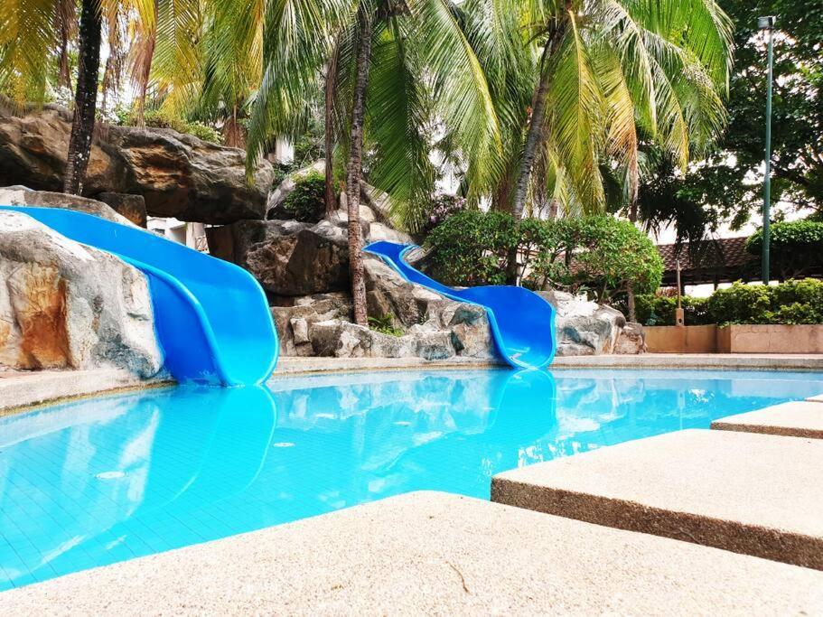 Mahkota Pool View Apartment Near A'Famosa & Jonker Malacca Extérieur photo